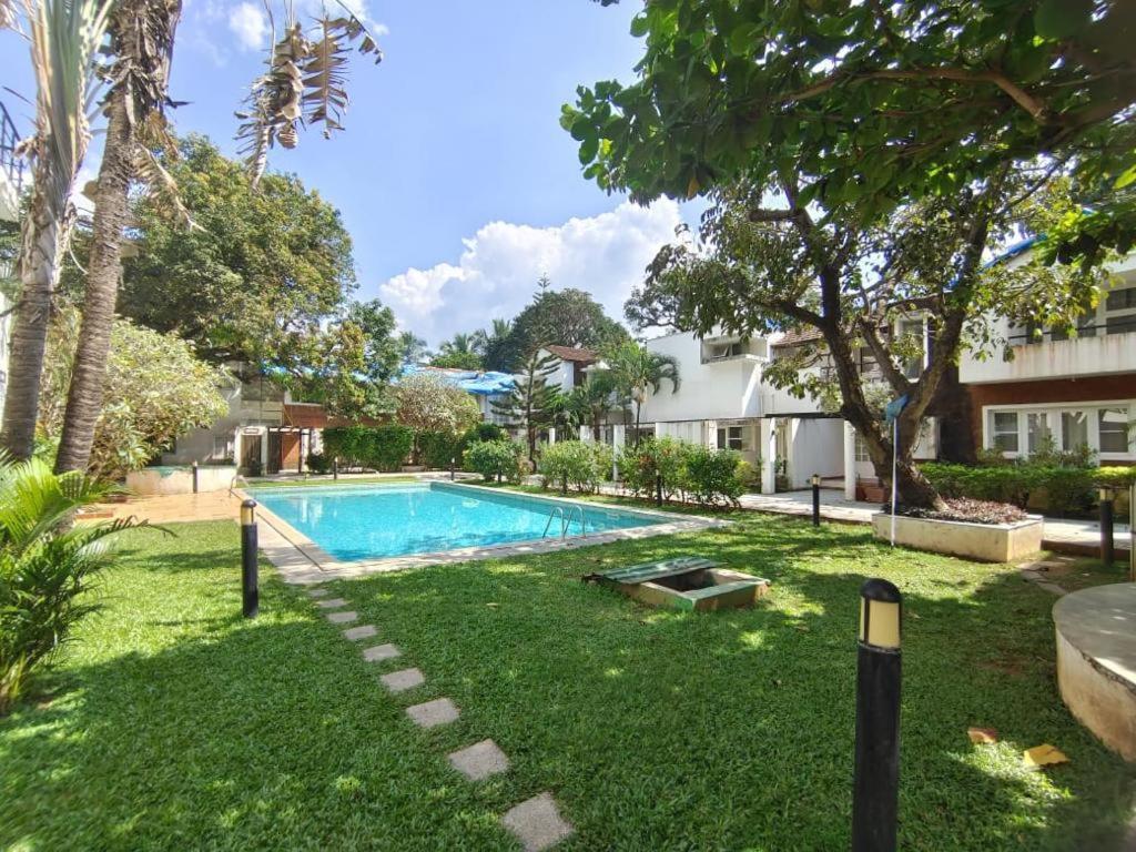 Villa M - Solitude 2 Candolim Goa 3Bhk, Pool Facing, Near Beach, Free Breakfast, Free Wifi And Prime Location מראה חיצוני תמונה