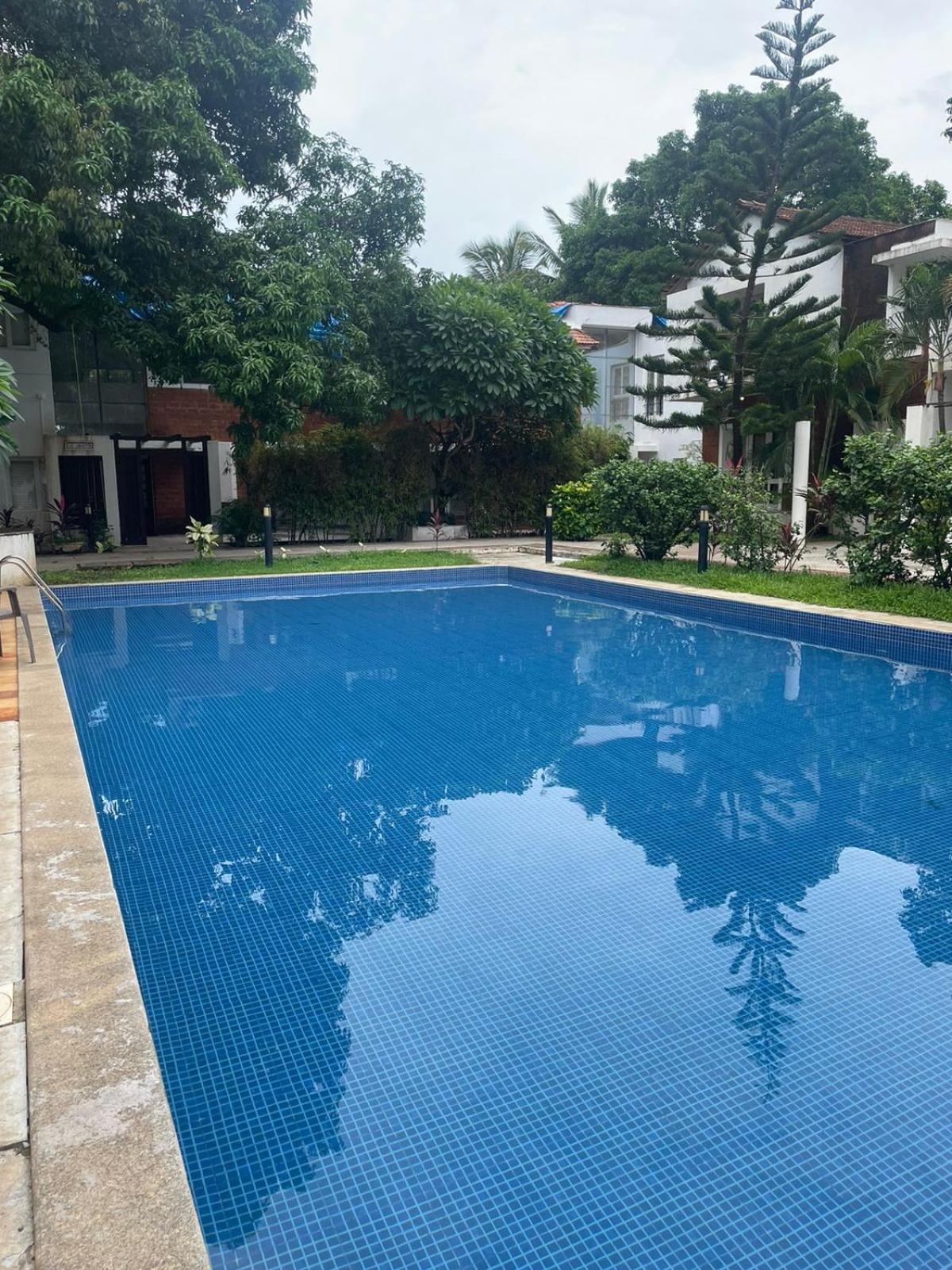Villa M - Solitude 2 Candolim Goa 3Bhk, Pool Facing, Near Beach, Free Breakfast, Free Wifi And Prime Location מראה חיצוני תמונה