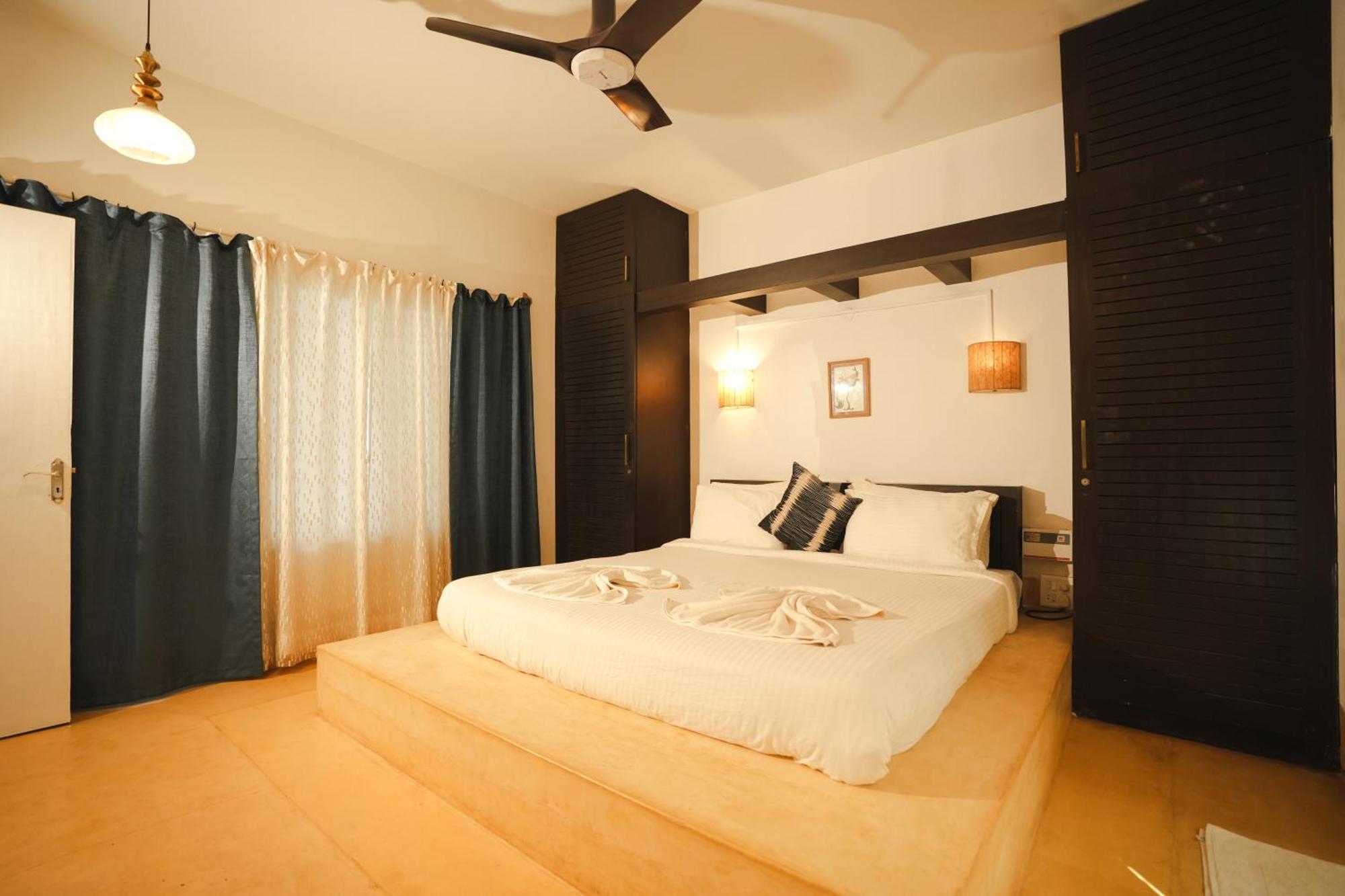 Villa M - Solitude 2 Candolim Goa 3Bhk, Pool Facing, Near Beach, Free Breakfast, Free Wifi And Prime Location מראה חיצוני תמונה