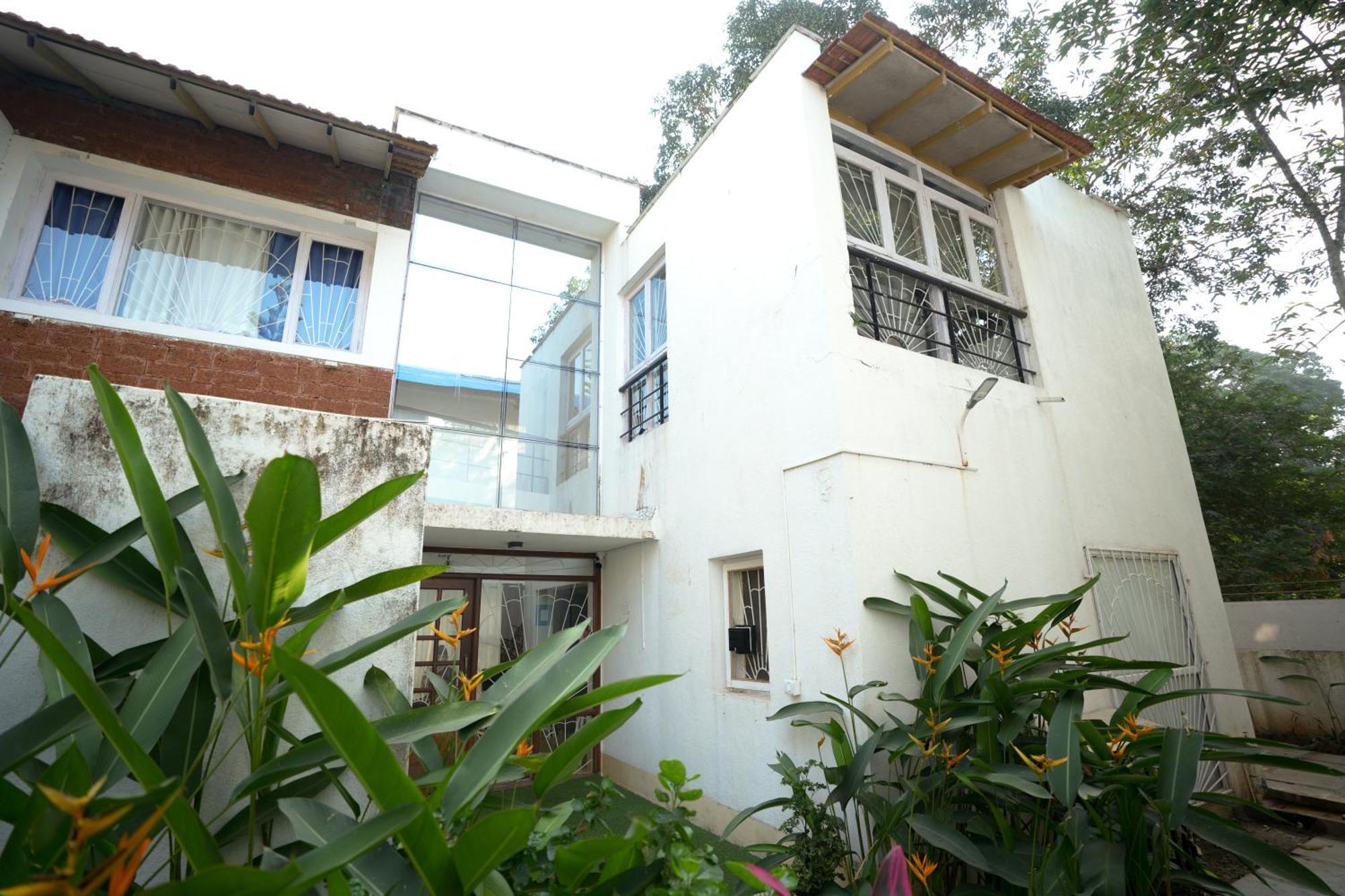 Villa M - Solitude 2 Candolim Goa 3Bhk, Pool Facing, Near Beach, Free Breakfast, Free Wifi And Prime Location מראה חיצוני תמונה
