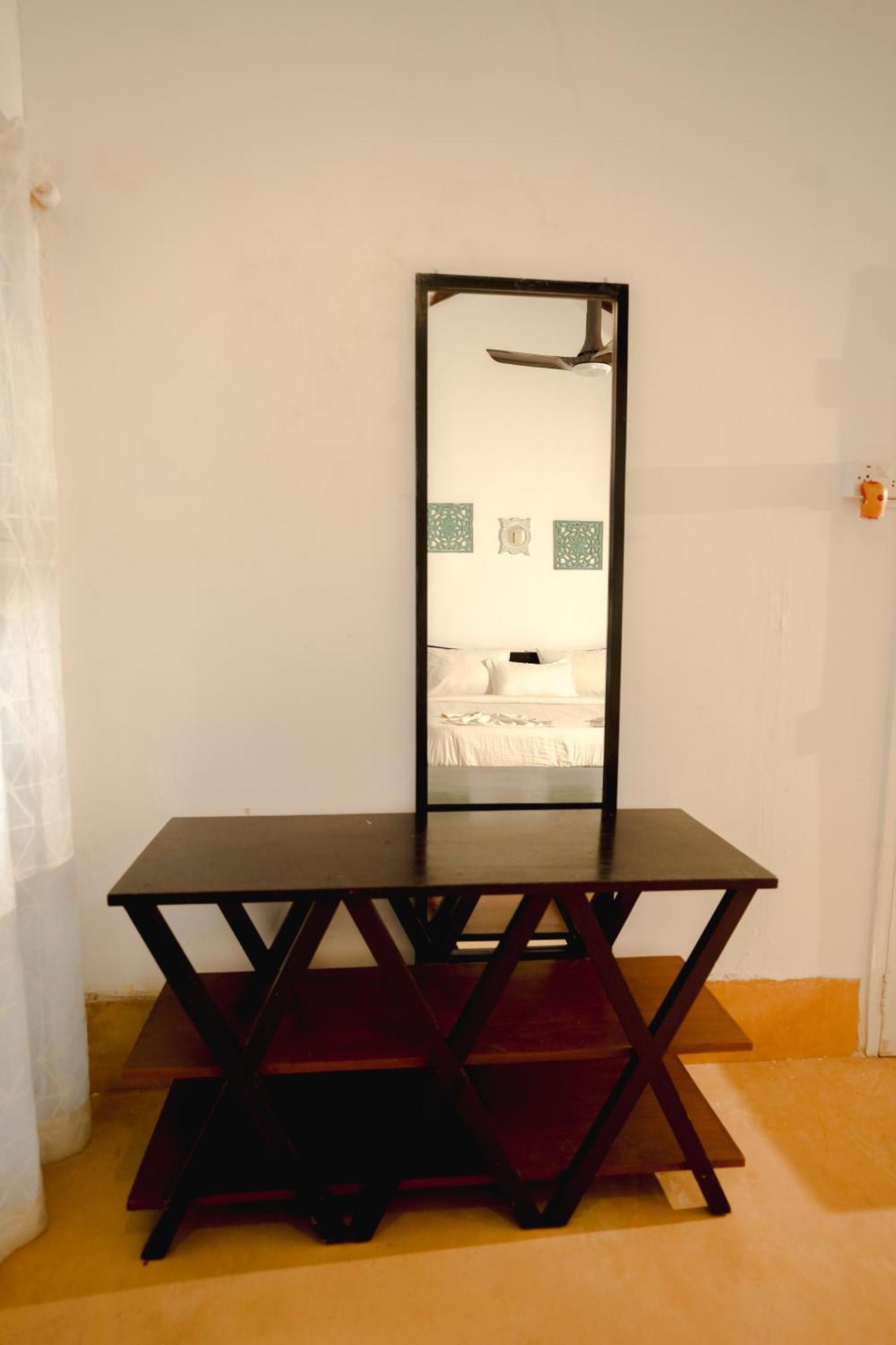 Villa M - Solitude 2 Candolim Goa 3Bhk, Pool Facing, Near Beach, Free Breakfast, Free Wifi And Prime Location מראה חיצוני תמונה