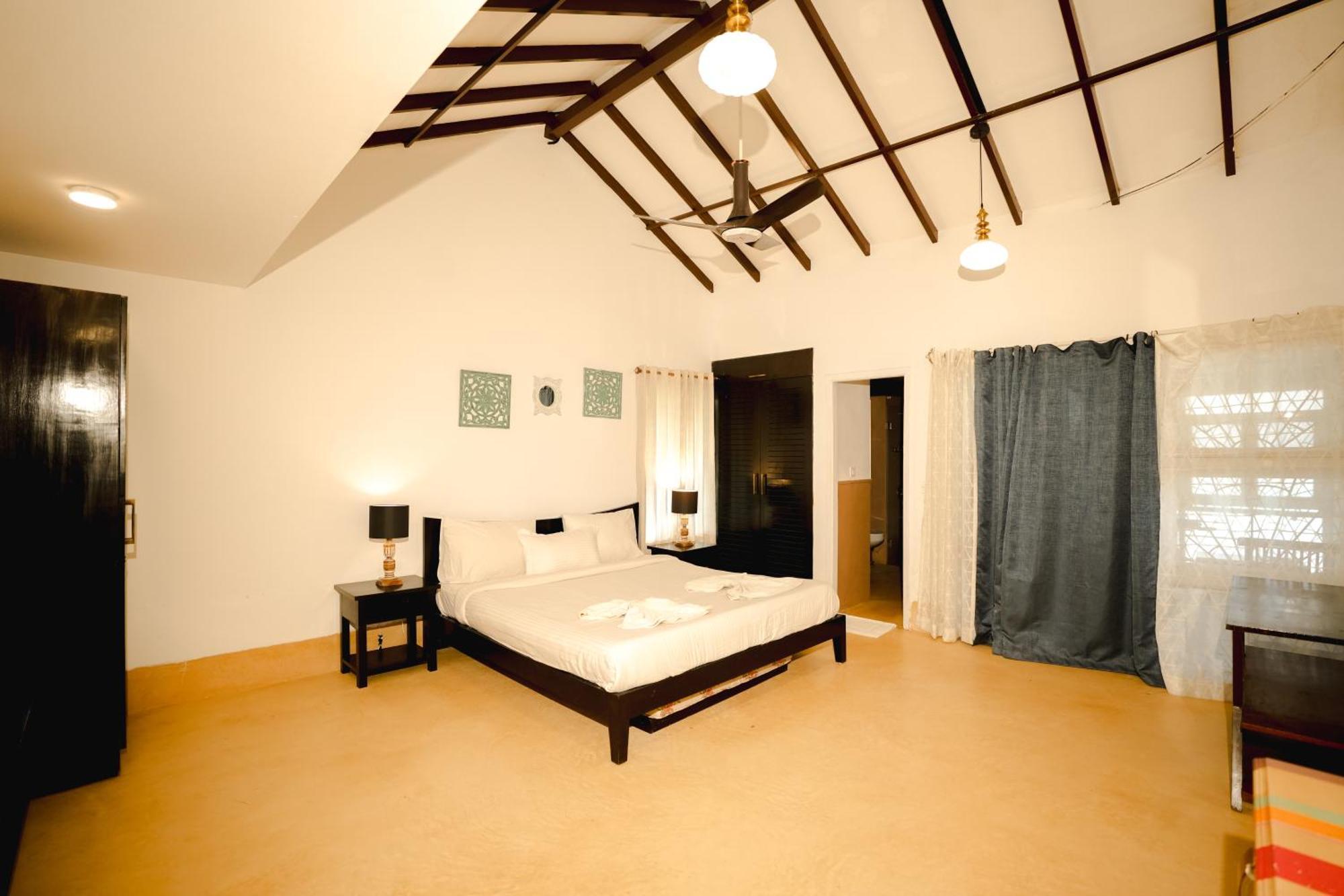 Villa M - Solitude 2 Candolim Goa 3Bhk, Pool Facing, Near Beach, Free Breakfast, Free Wifi And Prime Location מראה חיצוני תמונה