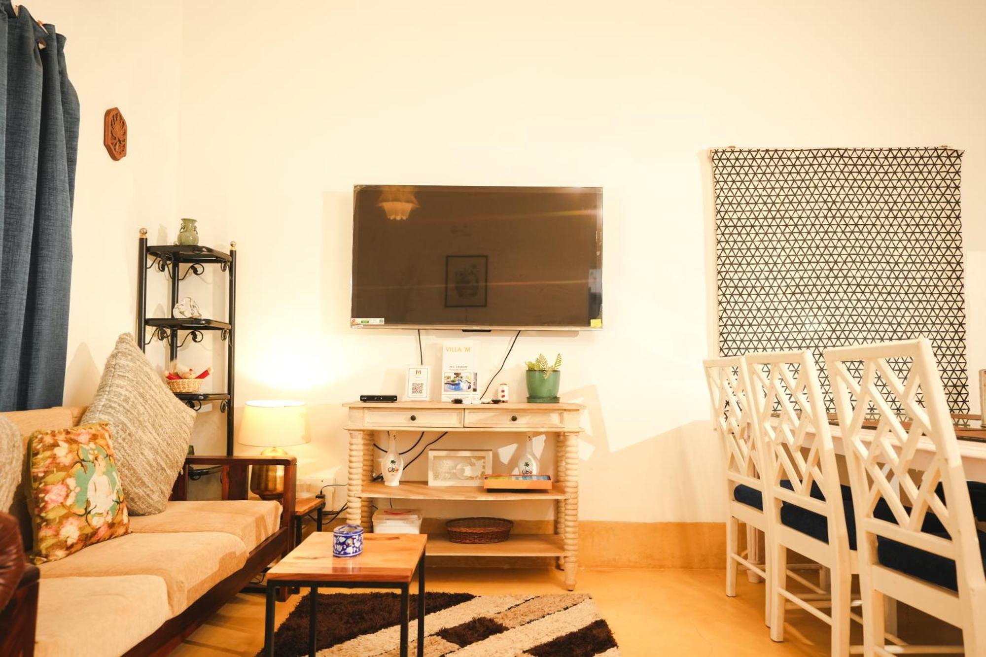 Villa M - Solitude 2 Candolim Goa 3Bhk, Pool Facing, Near Beach, Free Breakfast, Free Wifi And Prime Location מראה חיצוני תמונה