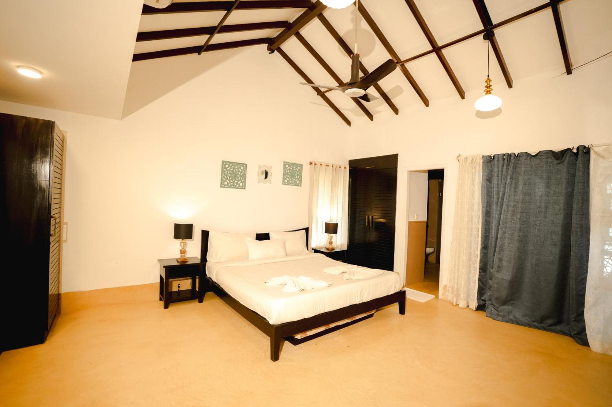Villa M - Solitude 2 Candolim Goa 3Bhk, Pool Facing, Near Beach, Free Breakfast, Free Wifi And Prime Location מראה חיצוני תמונה