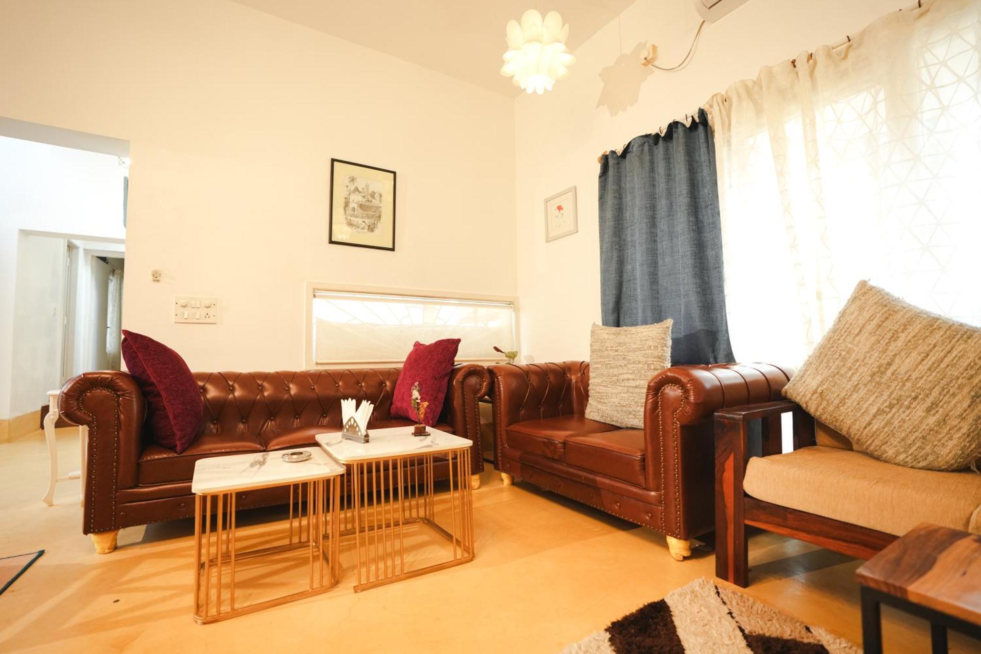 Villa M - Solitude 2 Candolim Goa 3Bhk, Pool Facing, Near Beach, Free Breakfast, Free Wifi And Prime Location מראה חיצוני תמונה