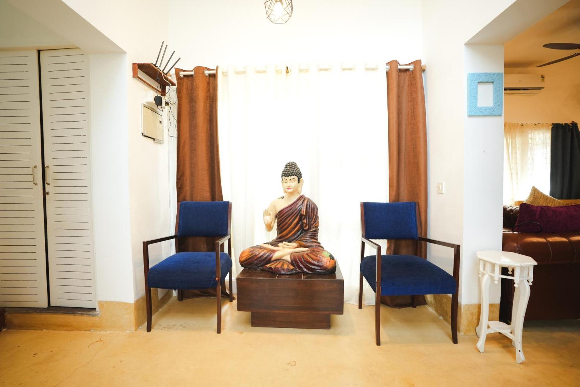 Villa M - Solitude 2 Candolim Goa 3Bhk, Pool Facing, Near Beach, Free Breakfast, Free Wifi And Prime Location מראה חיצוני תמונה