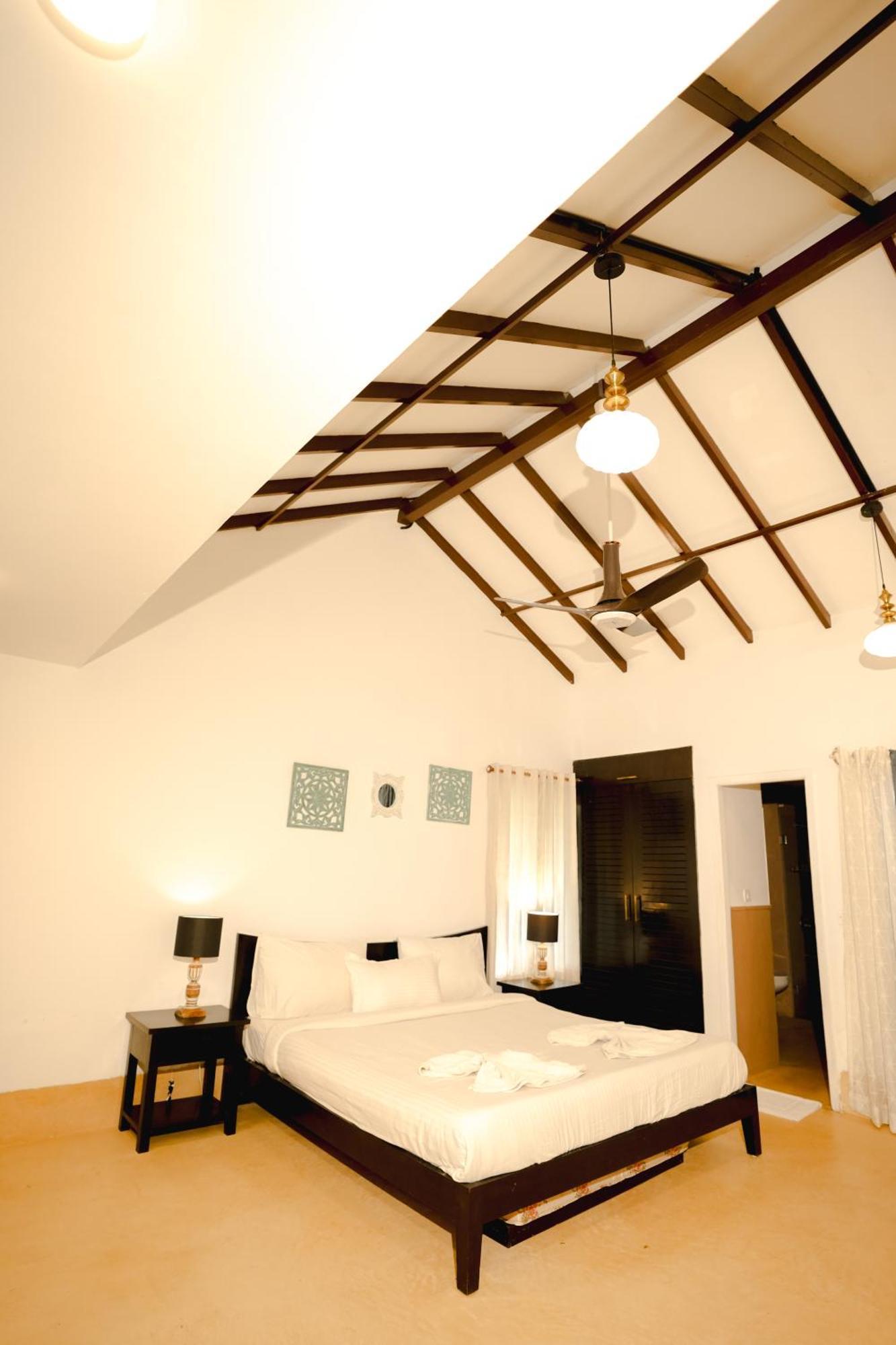 Villa M - Solitude 2 Candolim Goa 3Bhk, Pool Facing, Near Beach, Free Breakfast, Free Wifi And Prime Location מראה חיצוני תמונה